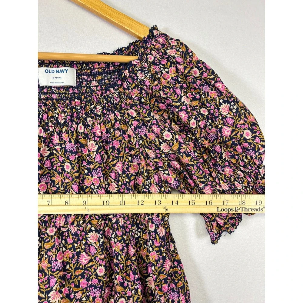 Cottagecore Boho Old Navy Womens S Petite Navy Floral Smocked Puff Sleeve Blouse